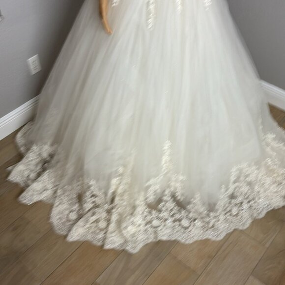 Narin Moda Wedding Dress Ball Gown Size 8 and EU Size 38 - Picture 13 of 16